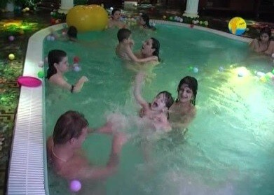 Naturist Freedom: Castle Fantasia - nudism in the world