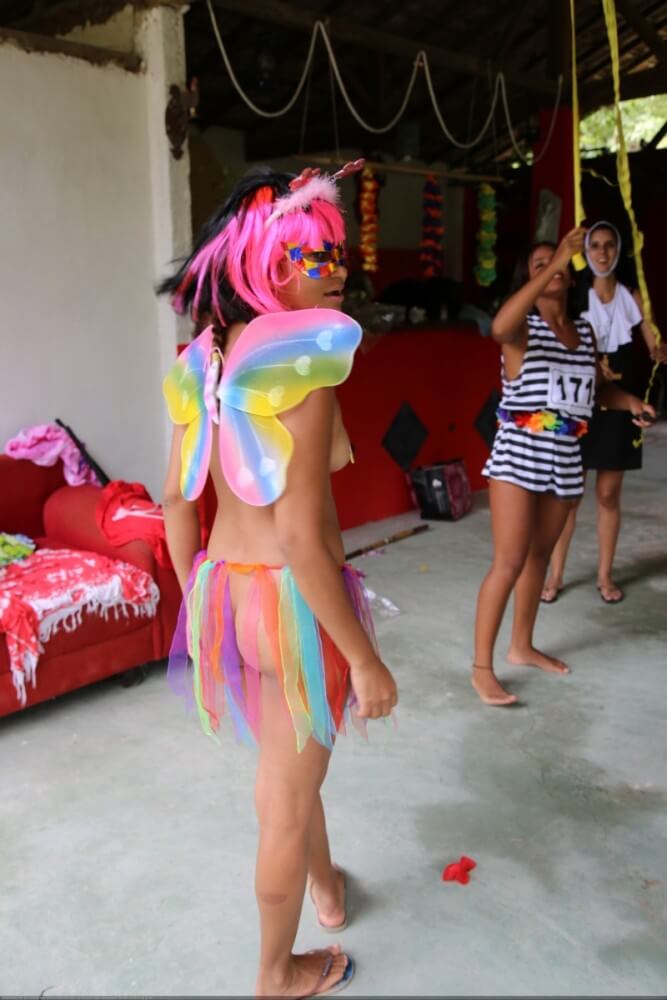Tropical carnival photo gallery - nudism in the world