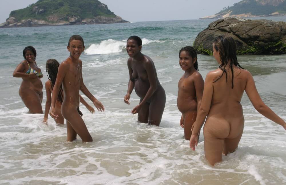 Brazils Endless Water Fun pics - nudism in the world