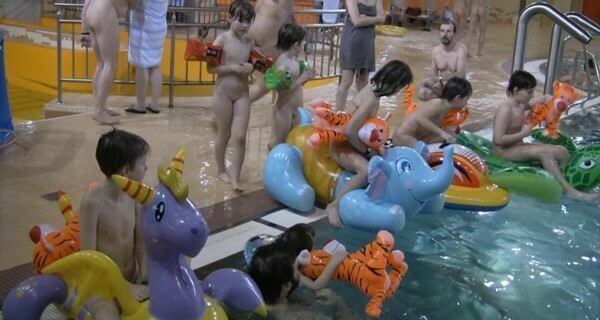 Indoor water runners 1 Full HD video - nudism in the world