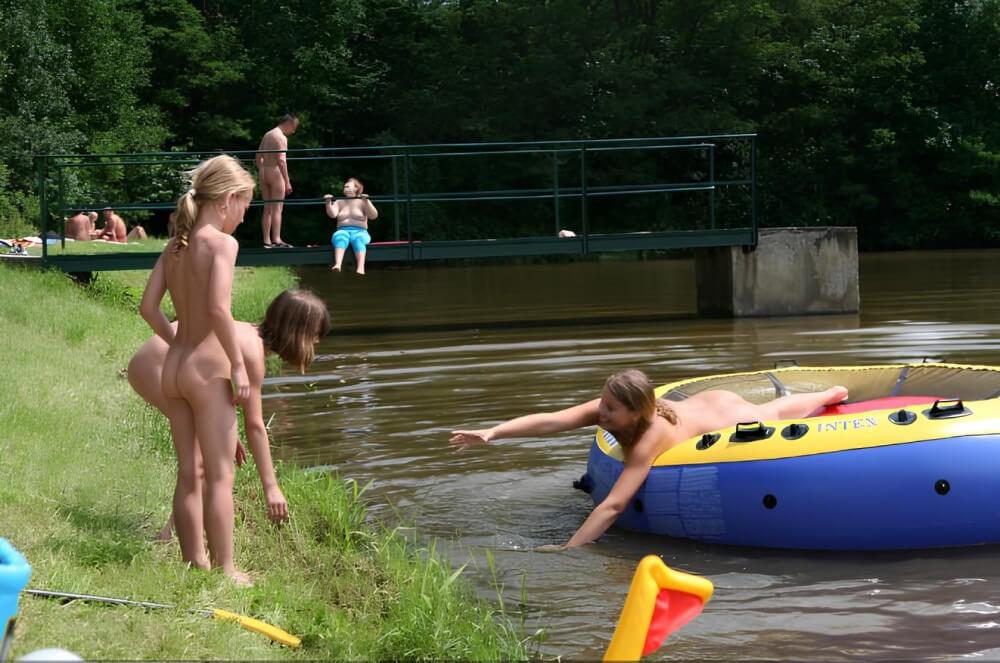 Naked Body gallery - nudism in the world