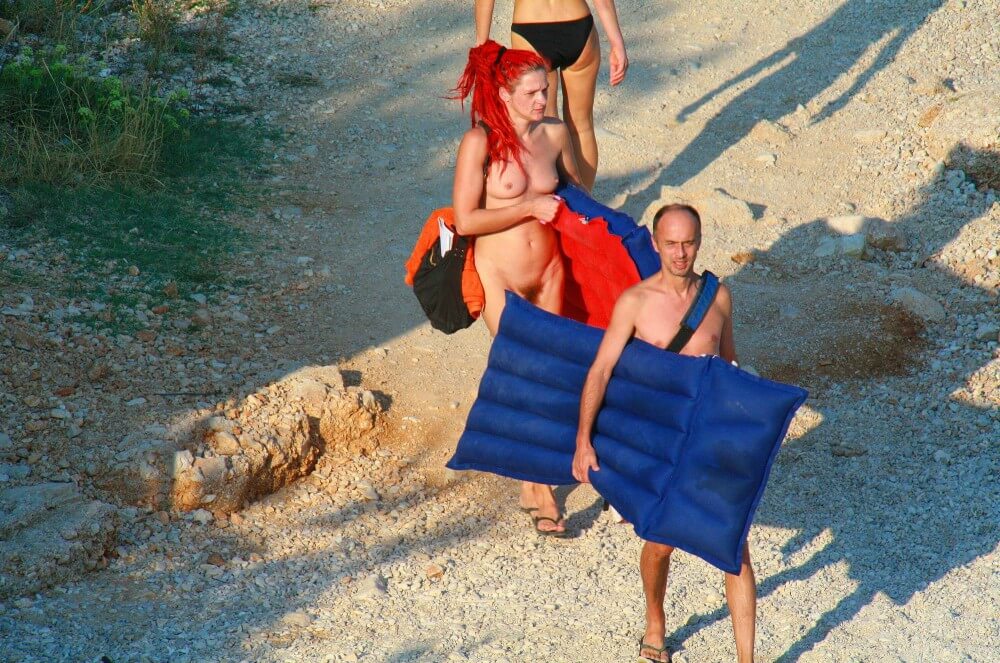 Ula FKK Red Hairstyle Girl pics - nudism in the world