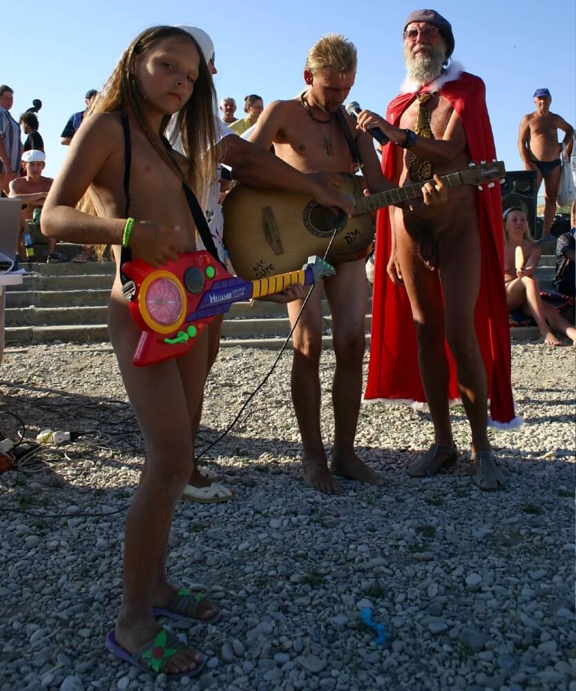 Naturist Beach Contests photos - nudism in the world