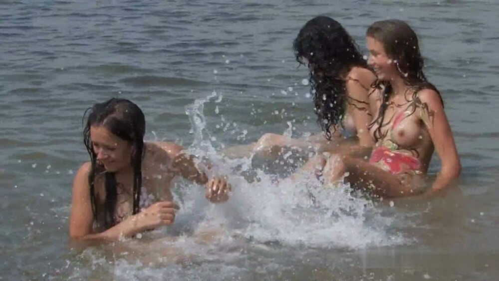Body Art At Nudist Beach - nudism in the world