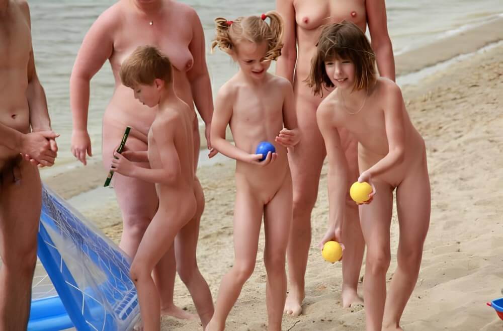 Lezero family games big gallery - nudism in the world
