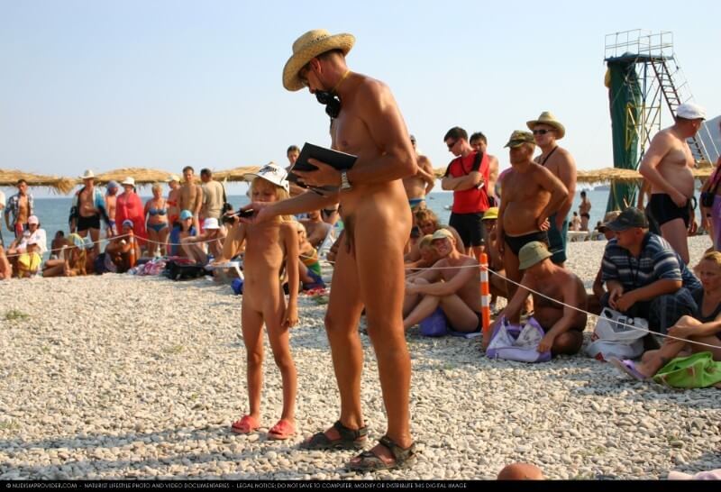 Naturist Pageant Line Up photos - nudism in the world