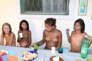 Family Events Pictures # 1 - nudism in the world