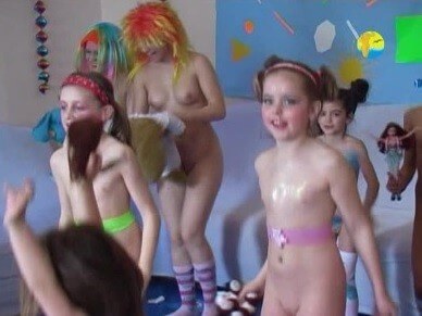 Naturism Freedom: Disco - nudism in the world
