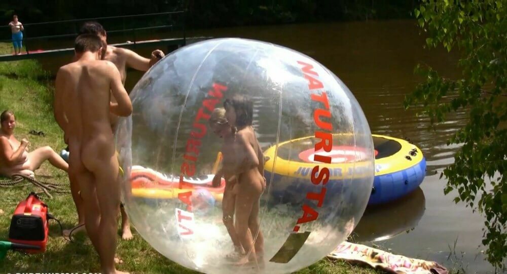 Daytime Family Picnic Full HD - nudism in the world