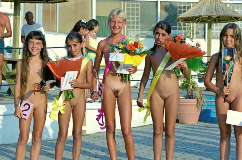 Beauty contest FR photos - nudism in the world
