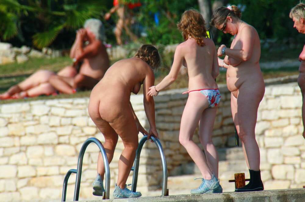 Ula FKK Exploration Family pics - nudism in the world