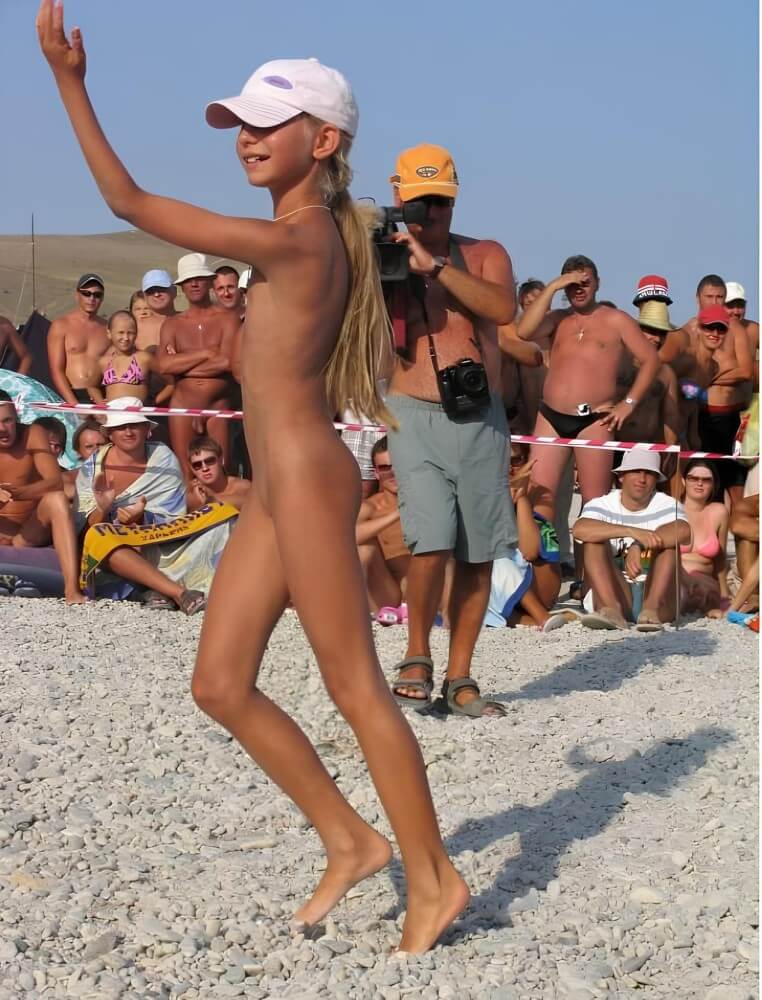 Holiday of the Neptune photos - nudism in the world