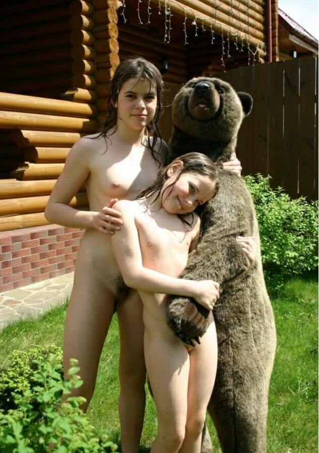 Naturism photo gallery # 57 - nudism in the world