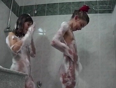 Naturistin: Rain Holiday 4 - nudism in the world