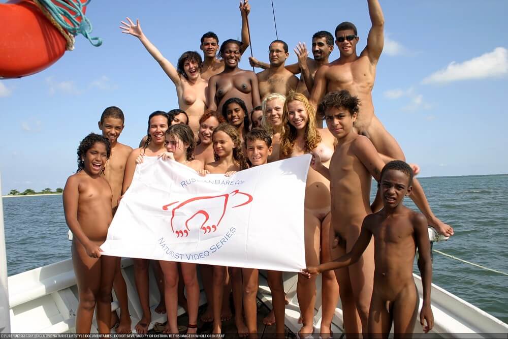Naturism photo gallery # 59 - nudism in the world