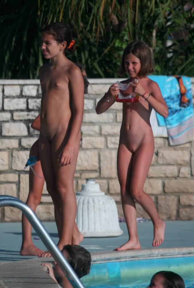 Two Poolside Nudist Girls pics - nudism in the world