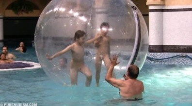 Aquatic Park Zone 1 - nudism in the world